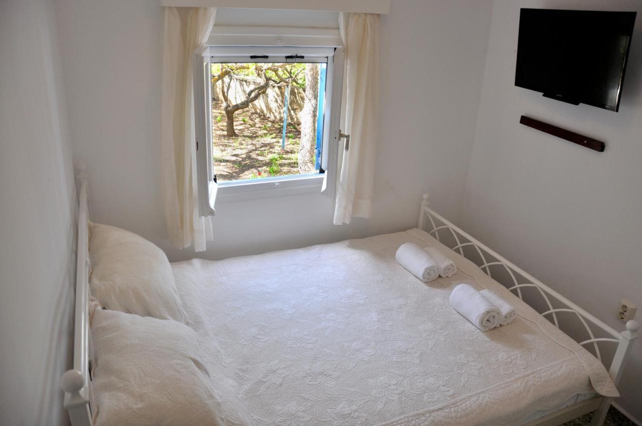 Elena'S Guest House Αίγινα Εξωτερικό φωτογραφία