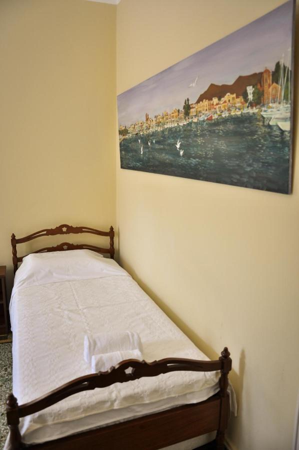 Elena'S Guest House Αίγινα Εξωτερικό φωτογραφία