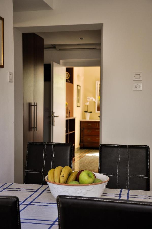 Elena'S Guest House Αίγινα Εξωτερικό φωτογραφία
